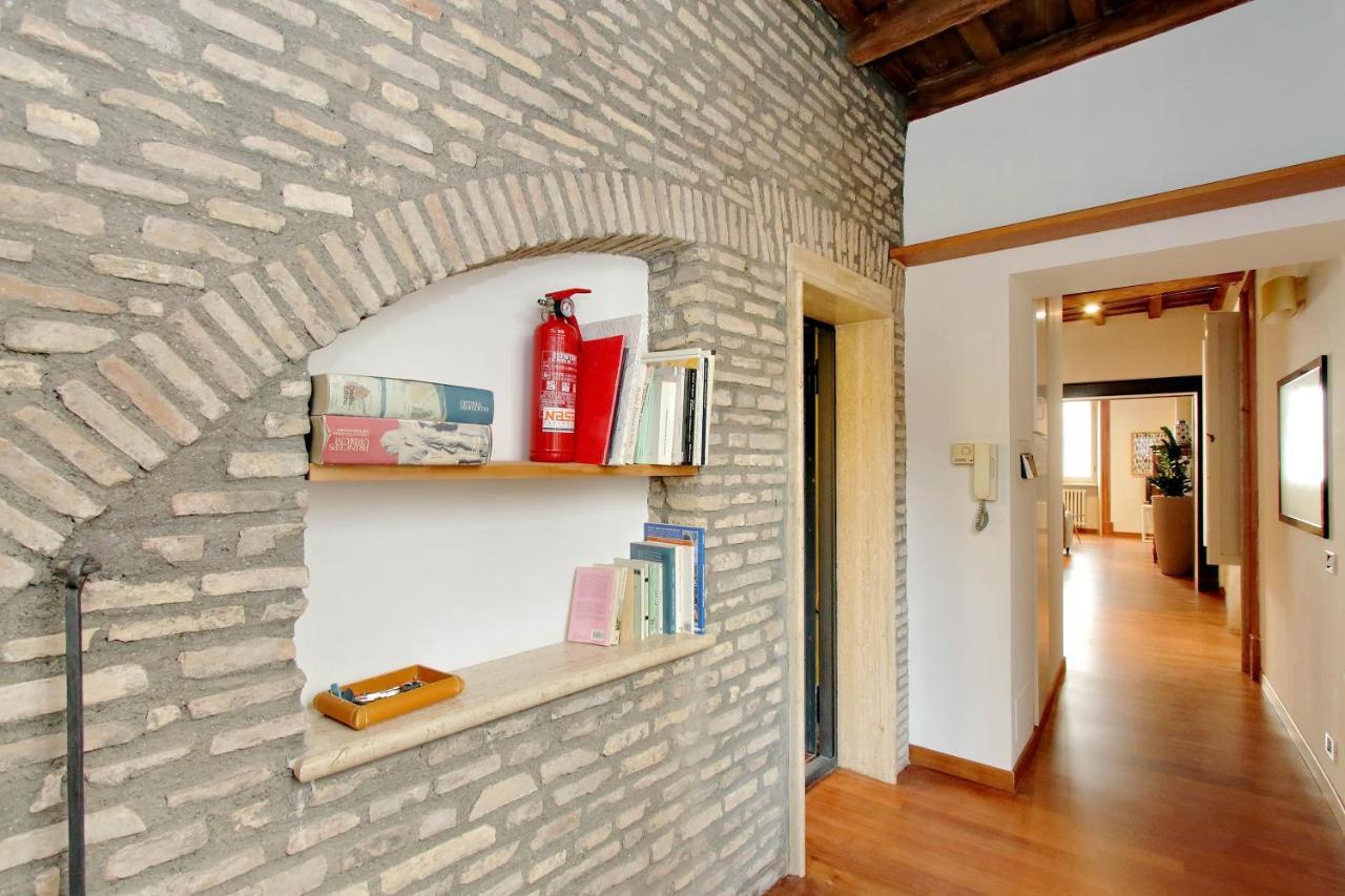Appartement Ych-farnese Charme *